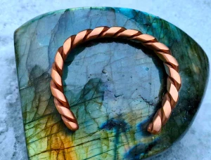 Lost Cubit Tensor Bracelet 177MHz 4mm