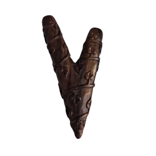 "VINE" Kuripe Made of Dark Waru Wood (Acacia melanoxylon)