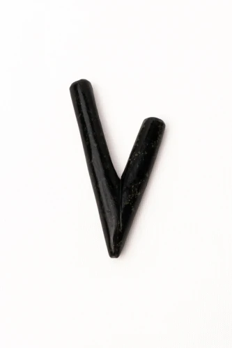 "FORMA PURA" Kuripe from Serpentine stone (Lapis serpentinus)